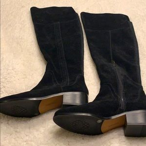 Vince Camuto suede boots in black